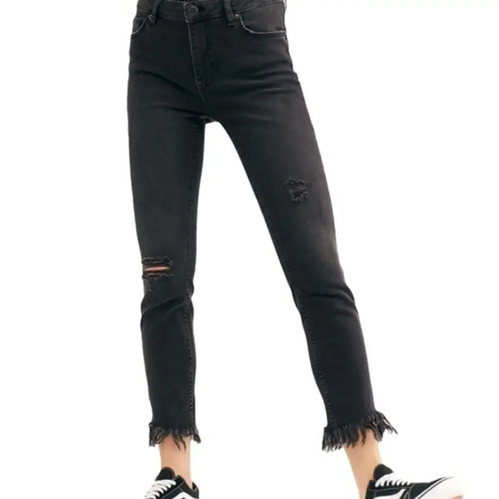 Free People Women's Great Heights Fringe Skinny Black Distressed Jeans 29 Frayed